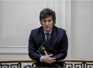 Libertad: una calle angosta donde solo tienen lugar los fanáticos afines al gobierno