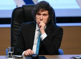 Sube la imagen positiva de Milei, mientras el 74,7% dice que su salario pierde contra la inflación