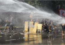 El Congreso bajo asedio: Gases, vallas y una reforma laboral que fractura el país