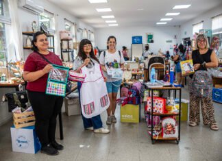 El Municipio lanzó el programa «Vuelta al Cole» en la Tienda Brown con beneficios para las familias