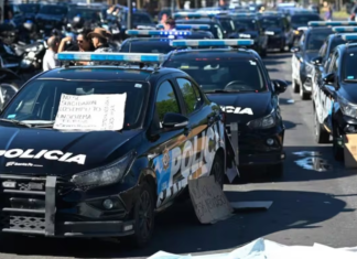 El “efecto Santa Fe” pone en alerta a La Plata: Malestar en la Bonaerense y temor a un nuevo acuartelamiento