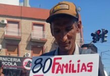 “Sos peronista, pero laburás para el mileísmo”: el crudo reclamo al intendente Julián Álvarez de los 80 despedidos en Lanús