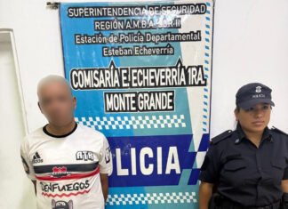 Monte Grande Sur: la policía detuvo a un hombre por tenencia de arma y estupefacientes