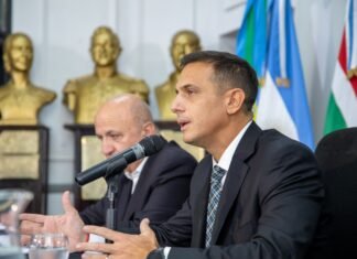 Julián Álvarez plantó bandera en el HCD: “Decidimos no especular y las obras en Lanús se hacen con fondos municipales”