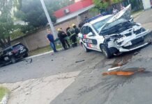 Choque insólito entre dos patrulleros en Ezeiza: dos efectivos heridos