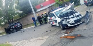 Choque insólito entre dos patrulleros en Ezeiza: dos efectivos heridos