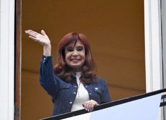 CFK vincula su citación presencial a Comodoro Py con una «maniobra distractiva» ante «la crisis económica»