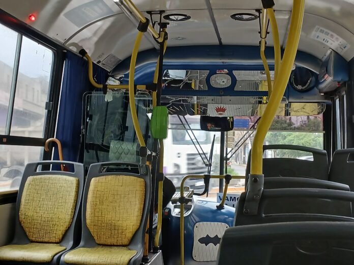 El Gobierno sanciona a empresas de colectivos por reducir frecuencias pese al pago de subsidios