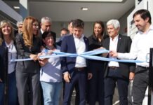 Kicillof y Ferraresi inauguraron un nuevo centro de salud en Villa Inflamable