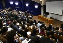 Universidad Nacional de Lomas: Presentaron “La BAP”, el documental sobre la Biblioteca Autónoma de Periodismo que resistió a la Dictadura