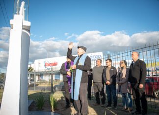 Fe y progreso en Burzaco: entronizaron la imagen de la Virgen de Luján en el Viaducto «Papa Francisco»
