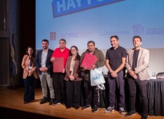 Cooperativismo en Lanús: Onorato, Moya, Aguilar, Micele y Balladares en el lanzamiento de la “Clínica de Cumplimiento Participativo”