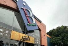 Más de 220 chicos de escuelas de Solano, Calzada y San José fueron por primera vez al cine