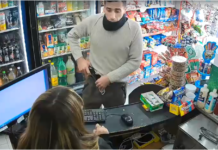 El «poliladrón» de la 9 de Julio: un robo a cara descubierta conmociona al centro de Lanús