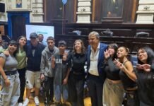 Estudiantes de Almirante Brown realizan visitas educativas a la República de los Niños y la Legislatura Bonaerense