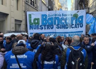 Paro nacional en el Banco Central y el Hipotecario: los gremios se plantan ante el ajuste