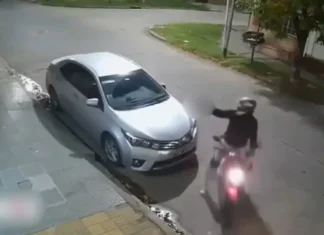 Casi los atrapan: Delincuentes pierden la moto pero escapan tras balacera en Lanús