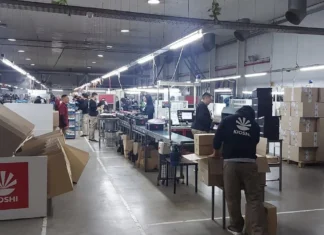 «La situación es casi terminal»: el alarmante cuadro de la fábrica de zapatillas Kioshi de Lanús