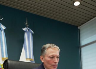 “Este gobierno tiene fecha de vencimiento”: la contundente definición de Fernando Gray ante el Congreso del PJ