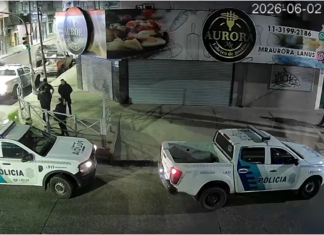 Robo a una fábrica de pastas de Lanús Oeste: el delincuente se escapó por los techos frente a seis patrulleros