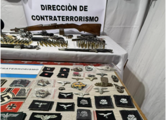 Arsenal nazi en Avellaneda: Vendía uniformes históricos por Facebook y tenía un búnker militarizado