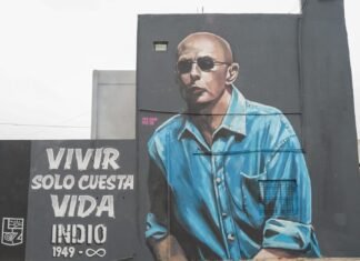 La Comunidad de Fiorito homenajeó al Indio Solari con música en la calle y un mural participativo