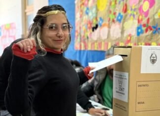 Sofia Salce: “El objetivo es construir herramientas de organización que sirvan para crear un nuevo partido de la clase trabajadora”