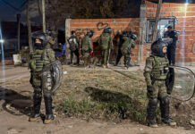 Fuertes operativos de prevención policial con controles de motos en Calzada, Mármol y Solano