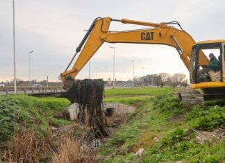 Esteban Echeverría: el Municipio despliega operativos de limpieza preventivos ante el pronóstico de fuertes lluvias
