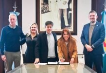 La intendenta Magdalena Sierra firmó un acuerdo con el gobernador Axel Kicillof para incorporar maquinaria y vehículos para Avellaneda