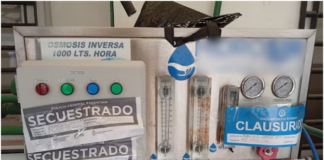 «Sed de delito»: Desbaratan en Canning tres plantas clandestinas que vendían agua trucha en Echeverría, Ezeiza y Lomas