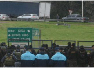 El Gobierno suspendió el feriado nacional y solo habrá una recepción protocolar para la Selección en Ezeiza