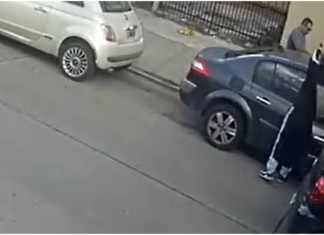Insólito robo «piraña» en Bernal: le quitaron el auto en la puerta de su casa y le pidieron instrucciones para poder manejarlo
