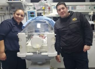 Nació en una estación de servicio: Policías asistieron un parto de emergencia en Lanús