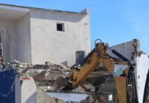 Esteban Echeverría: el Municipio demolió una construcción ilegal en El Jagüel