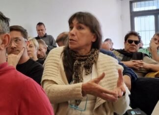 Municipales en alerta: Nélida Haye cruzó a la «vieja estructura» y advirtió por la situación salarial en Esteban Echeverría