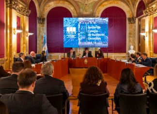 La AGN aprobó informes clave sobre viviendas, la tarjeta Alimentar y fondos para barrios populares