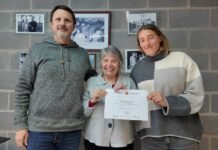 La Vicerrectora de la UNLa recibió a Emma Knobl, la estudiante que disputará el Mundial de Hockey con Las Leonas