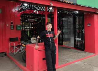 De Morón a las calles de Esteban Echeverría: quién es Axel, el motociclista que se volvió viral en Monte Grande