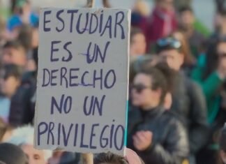 Paro nacional universitario: la brecha salarial y el reclamo presupuestario reabren una escalada de protestas