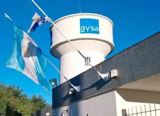 La Justicia frena recortes en AySA y exige garantizar la calidad del agua potable en pleno proceso de privatización