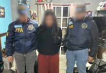 Cae una banda de ciberdelincuentes en el Conurbano: simularon ser clientes para concretar estafas millonarias a una telefónica