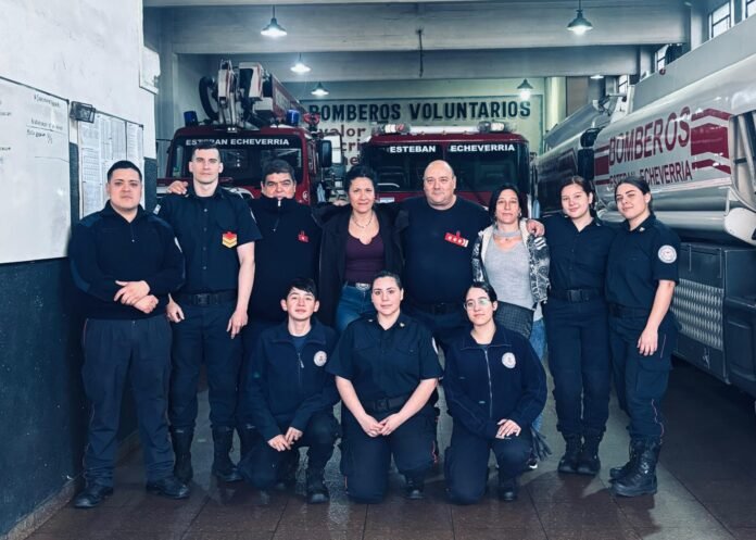 La Fundación Solidaridad Cáncer y los Bomberos de Esteban Echeverría se unen en un evento a beneficio para equipar una nueva autobomba