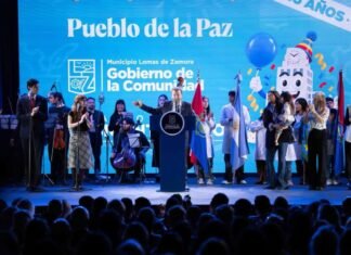 Otermín encabezó un encuentro por los 165 años de Lomas de Zamora, Pueblo de la Paz