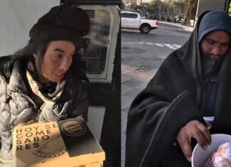 Un joven de Monte Grande visibiliza a vecinos en situación de calle y llama a la solidaridad
