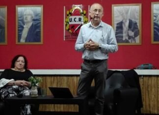 El mensaje de Construir: «Mientras hay algunos que se miran el ombligo, nosotros queremos salir de esa visión endogámica»
