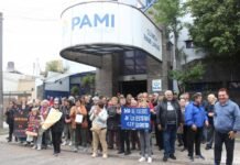PAMI: Protestas y preocupación en Lanús por el posible cierre de la ex Clínica Estrada de Remedios de Escalada durante noviembre