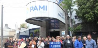 PAMI: Protestas y preocupación en Lanús por el posible cierre de la ex Clínica Estrada de Remedios de Escalada durante noviembre