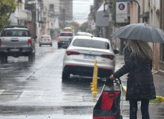 Alerta naranja en el Conurbano: diluvio, ráfagas y riesgo de granizo ponen a prueba a la región
