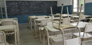 “Es una burla a las miles de mujeres que somos sostén de hogar”: la oposición docente rechazó la oferta de Kicillof y ratificó el paro provincial